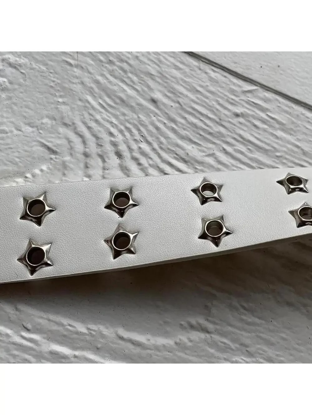 Y2k Cyber Western 2000s style studded punk goth white and silver belt. Great